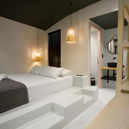 Gloria Maris (adults Only) 4*